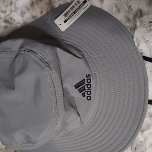 Unisex Adidas Bucket Hat.